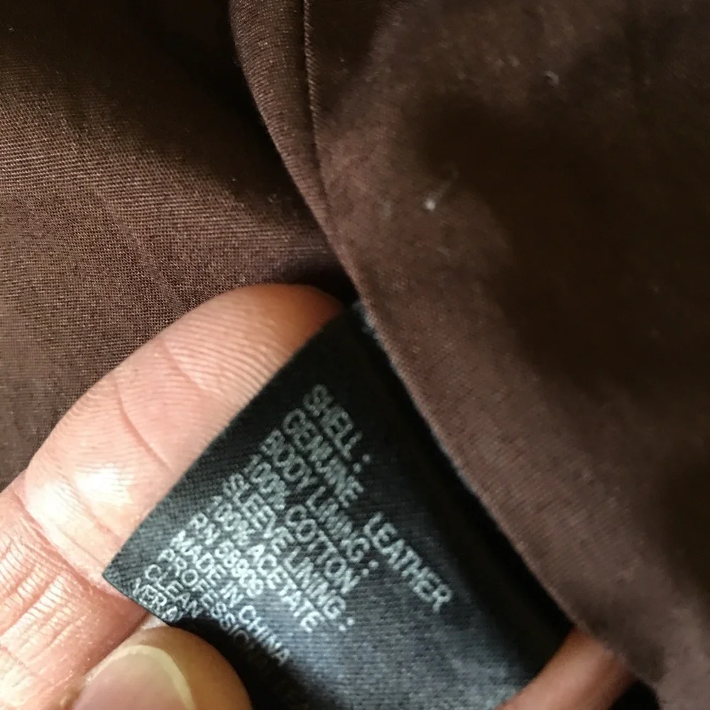 Gianni Bini Buttery Soft Luxurious Tailored Classic leather jacket